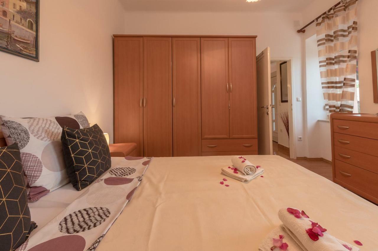 Apartment Paula Jadranovo Eksteriør billede